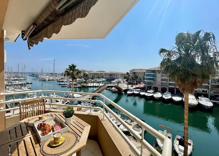 L Escapade T2 Port Frejus